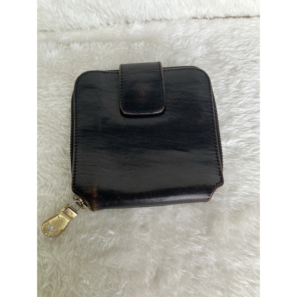 Johnny Farrah Leather Zip Around Wallet In Black